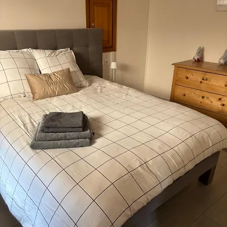 Des Cigogneaux Apartamento *