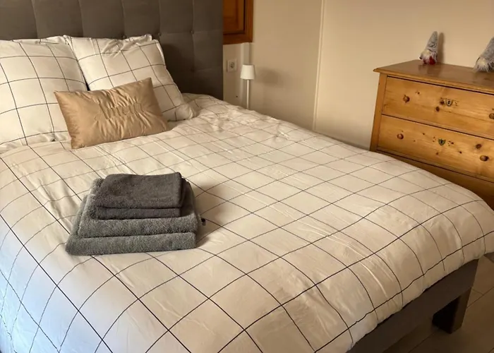 Des Cigogneaux Daire *